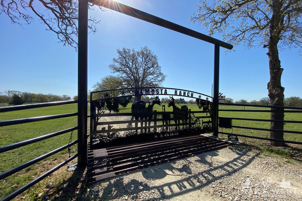custom ranch entrance gate in texas