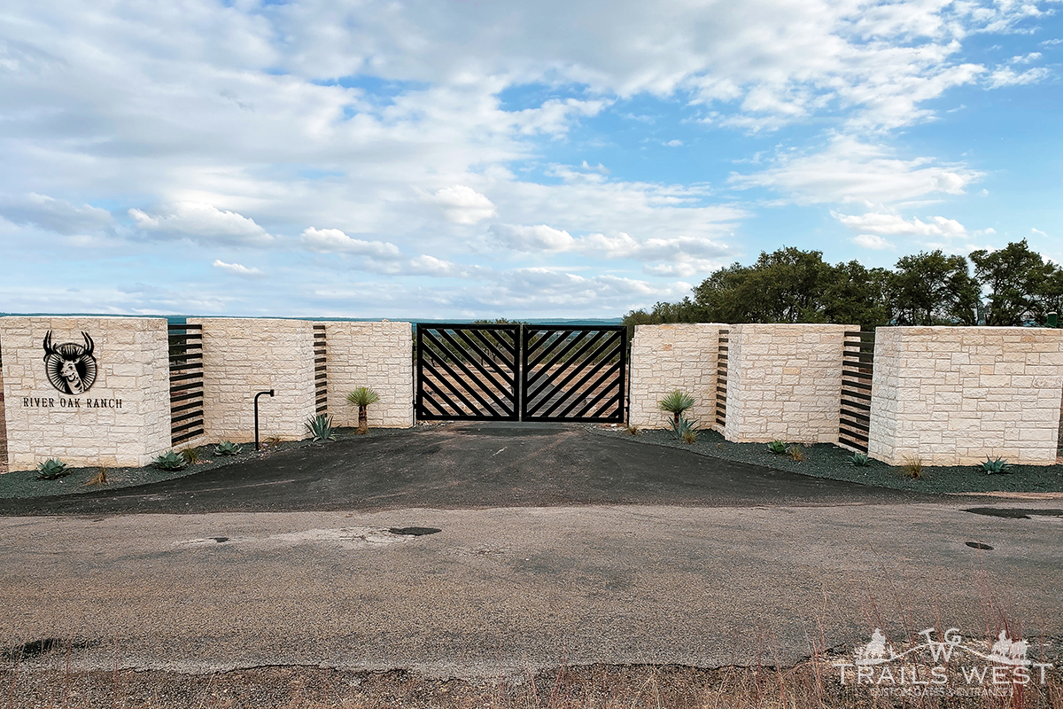 Modern Driveway Gate - Custom Design