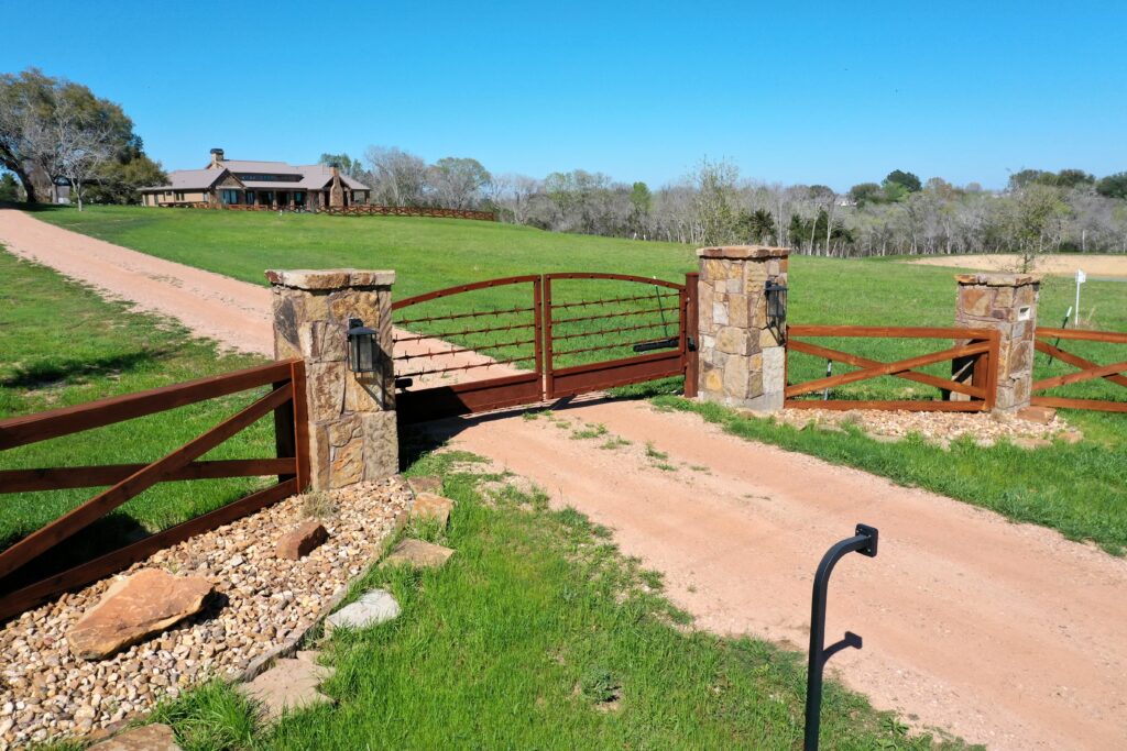 Trails West Gate Company Ranch Gates Driveway Gates Western Signs