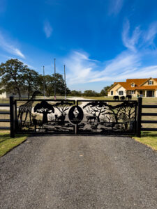 Custom animal metal art gate